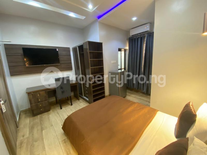 1 bedroom Flat / Apartment for shortlet Off Ajayi Street, Onike Yaba Lagos