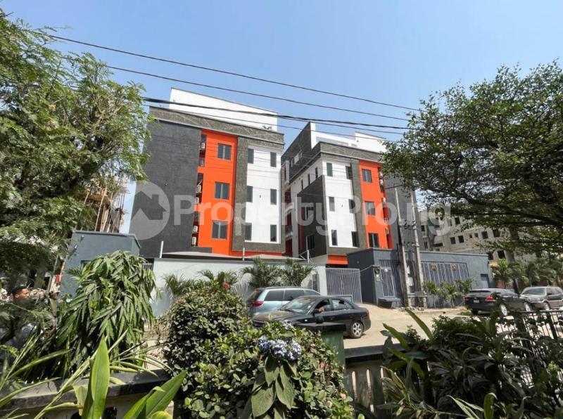 3 bedroom Flat / Apartment for sale Alagomeji Yaba Lagos