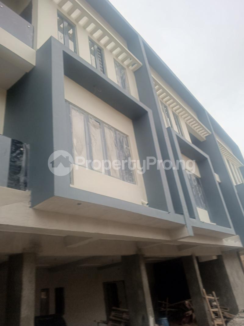 4 bedroom House for sale Lovely Estate Environment Off College Road Ogba Ikeja Ifako-ogba Ogba Lagos