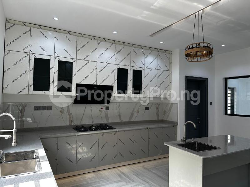 4 bedroom House for sale Maryland Lagos