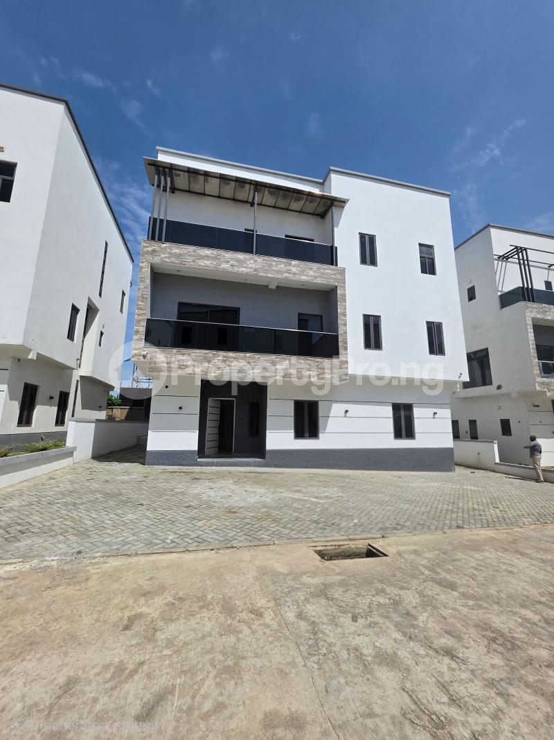 5 bedroom House for sale Guzape Abuja - 0