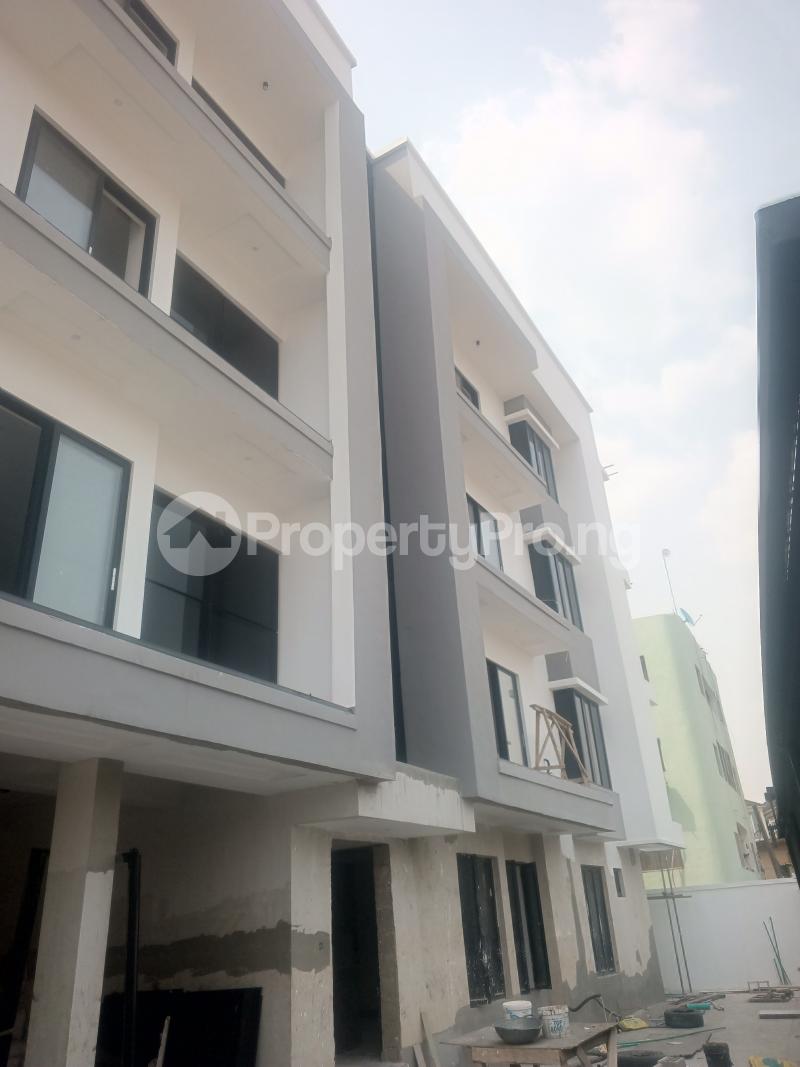 3 bedroom Flat / Apartment for sale Lovely Environment Off Allen Avenue, Ikeja Lagos