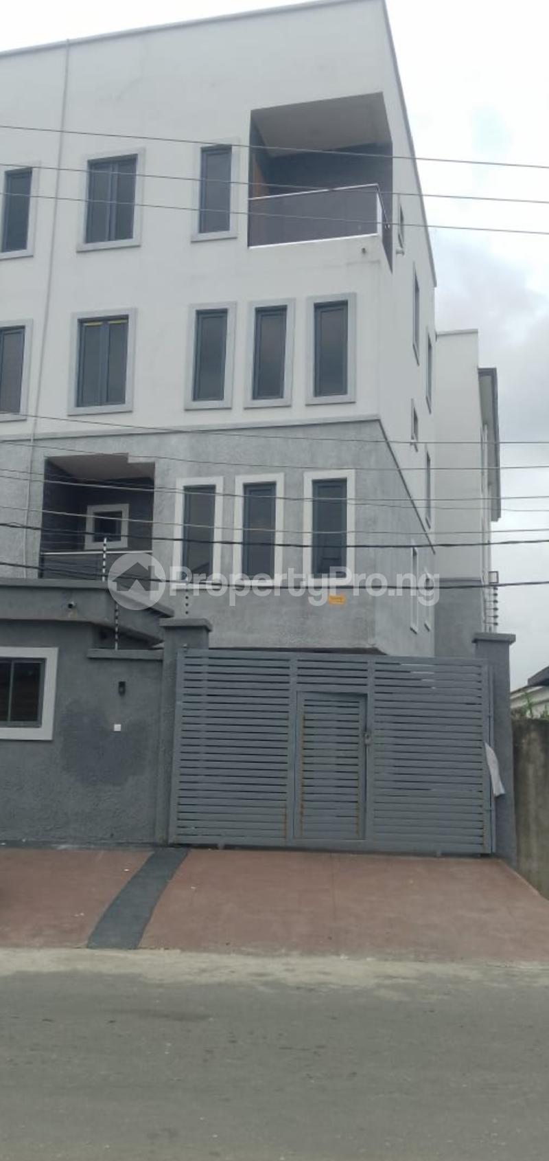 4 bedroom House for rent @ Maryland Crescent, Maryland Via Ikeja Lagos Maryland Lagos