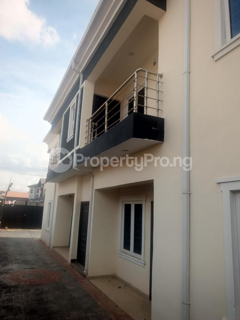 1 bedroom Flat / Apartment for sale Akiode Area, Opp Omole Phase 1, Ikeja Ojodu Lagos