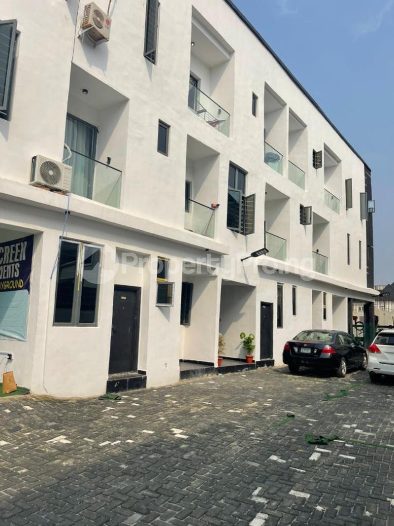 2 bedroom Flat / Apartment for rent  Ologolo Lekki Lagos
