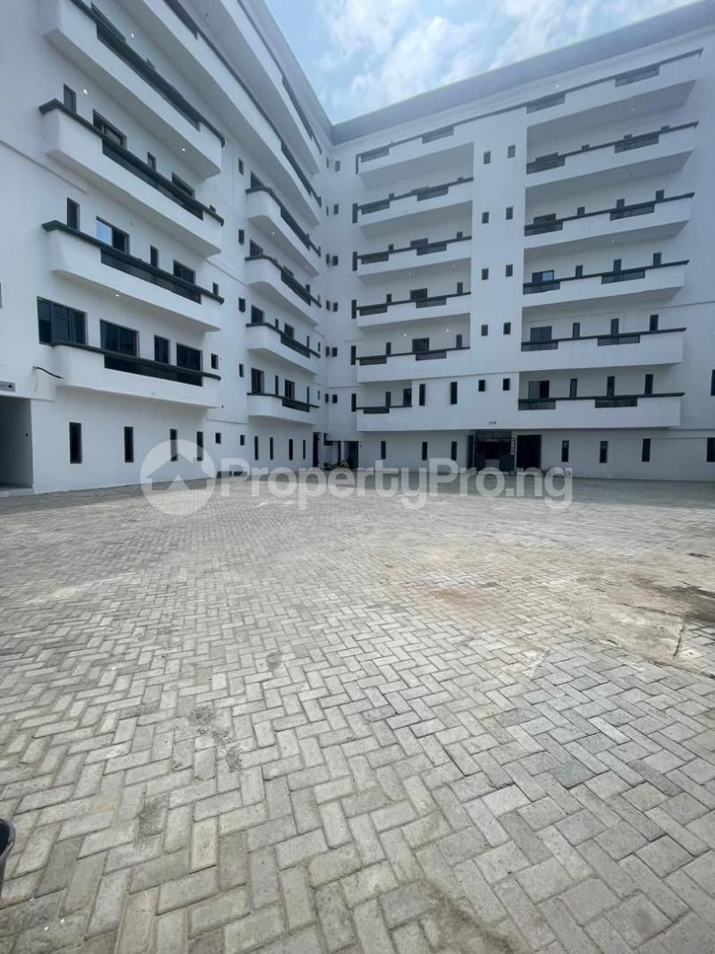 3 bedroom Flat / Apartment for sale The Property Located Within A Good Neighborhood Chevron Lekki Lagos