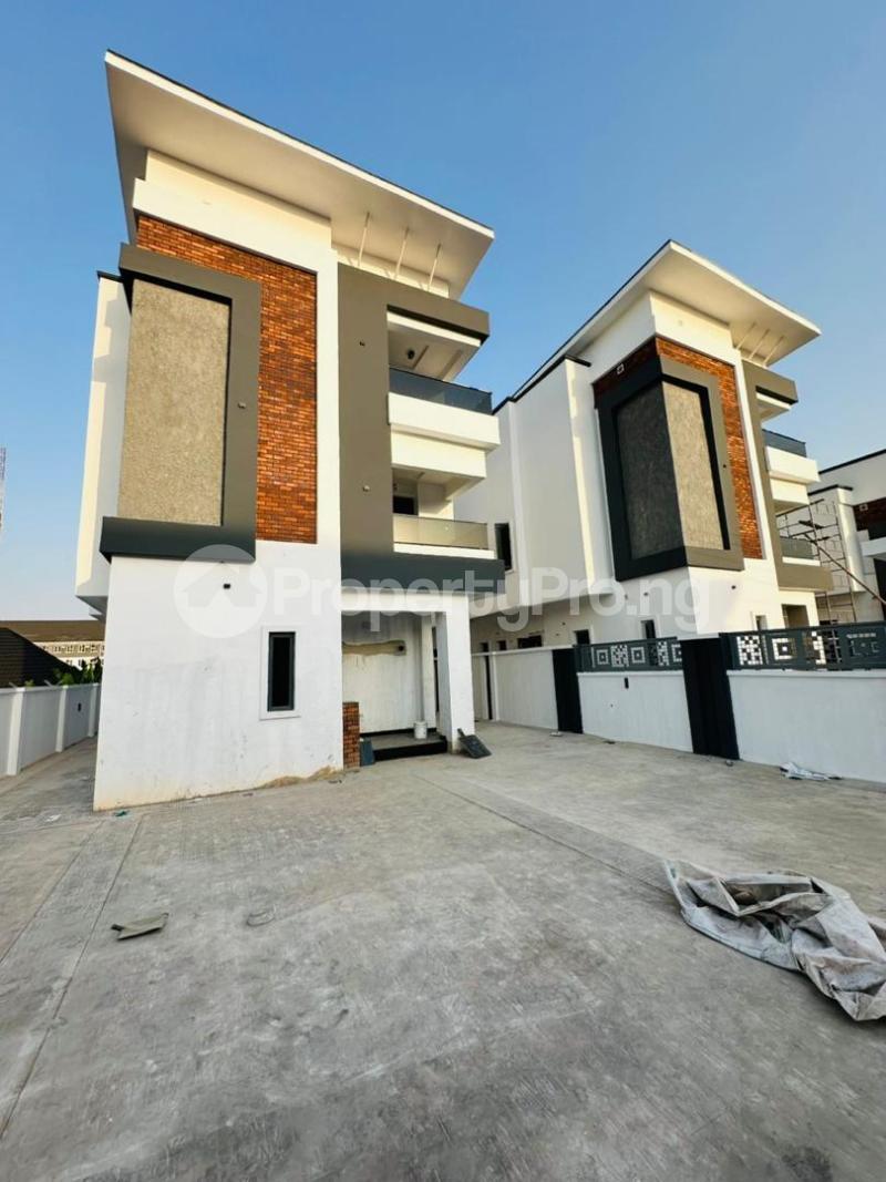 5 bedroom House for sale Kolapo Ishola Gra, Ibadan Oyo