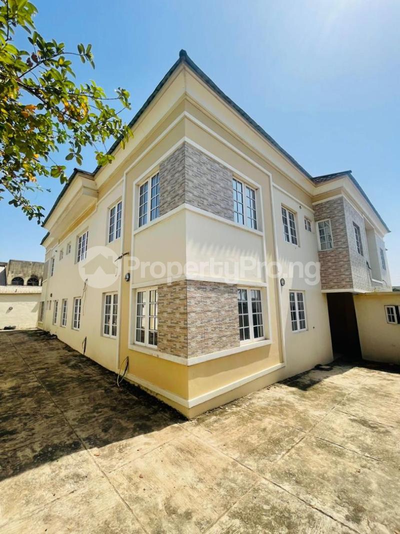6 bedroom House for sale Basorun Housing Estate Akobo Ibadan Oyo