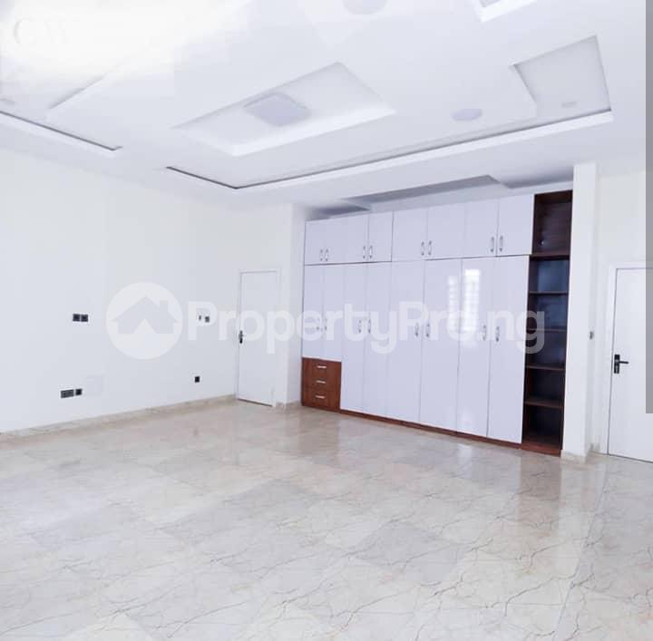 5 bedroom Flat / Apartment for sale Osapa london Lekki Lagos
