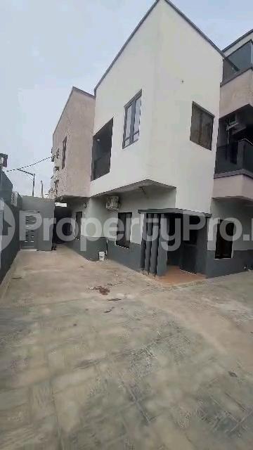 1 bedroom Flat / Apartment for rent Ijagbemi Street, Pedro Gbagada Lagos