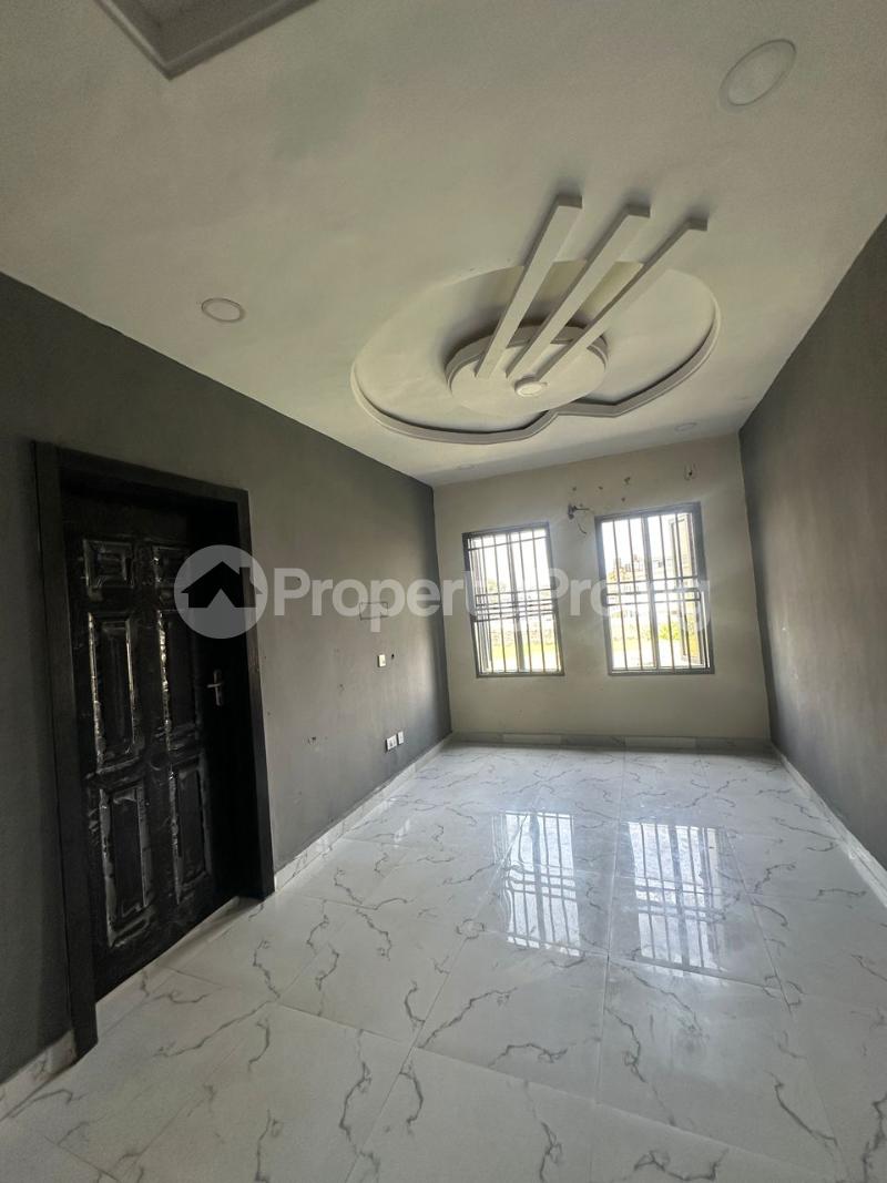1 bedroom Flat / Apartment for rent Ologolo Lekki Lagos