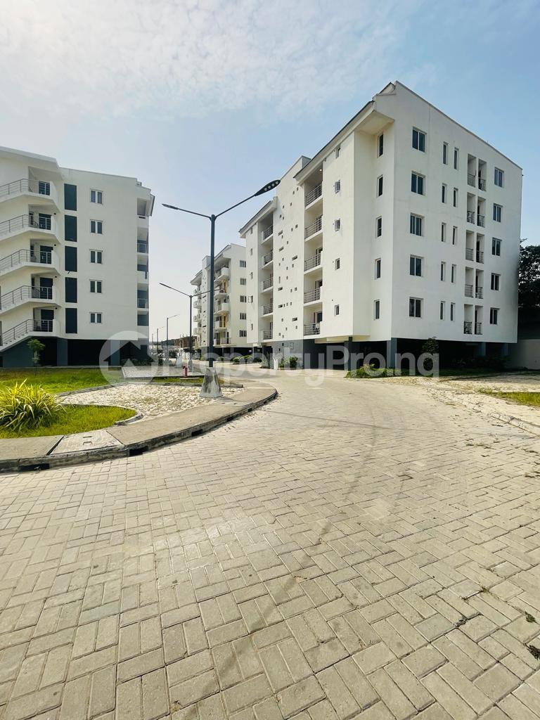 1 bedroom Flat / Apartment for sale Ilupeju Lagos