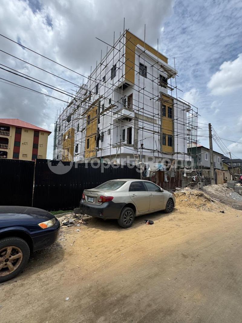 1 bedroom Flat / Apartment for sale Surulere Lagos