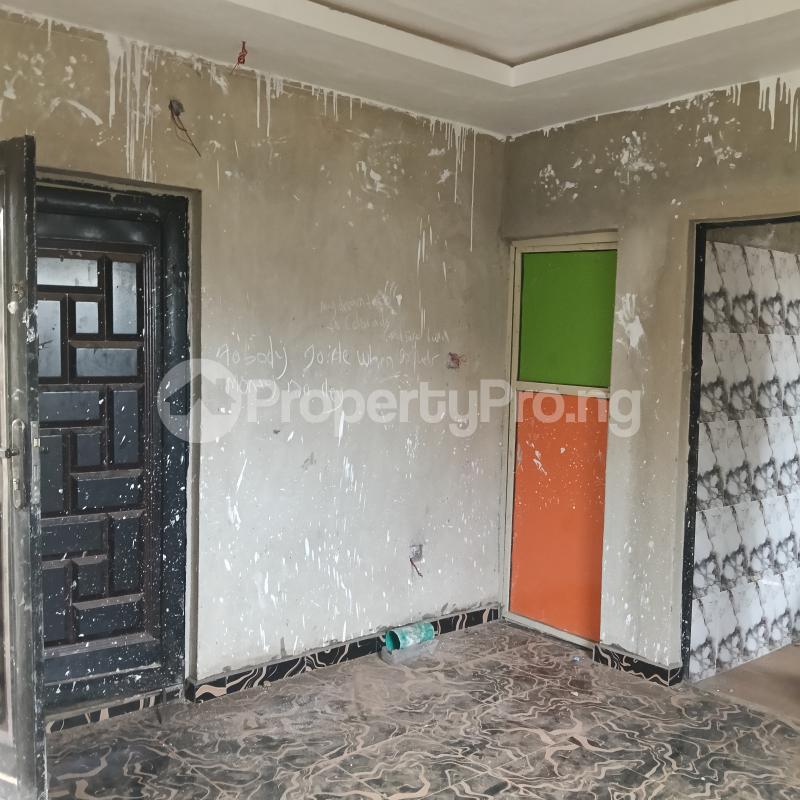 1 bedroom Flat / Apartment for rent Elepe,igbe Lara,ginti Ikorodu Garage Ikorodu Lagos