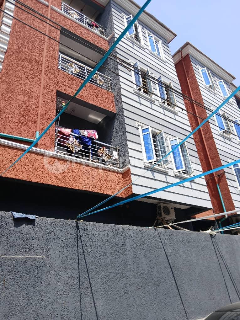 1 bedroom Flat / Apartment for sale Carena Marina Lagos Island Lagos