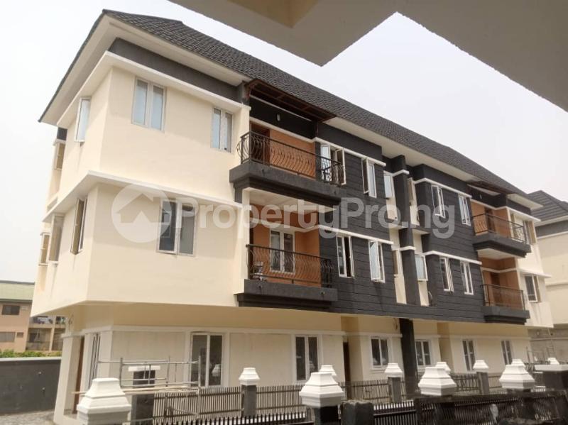 House for sale County Estate,ikota Gra Ikota Lekki Lagos