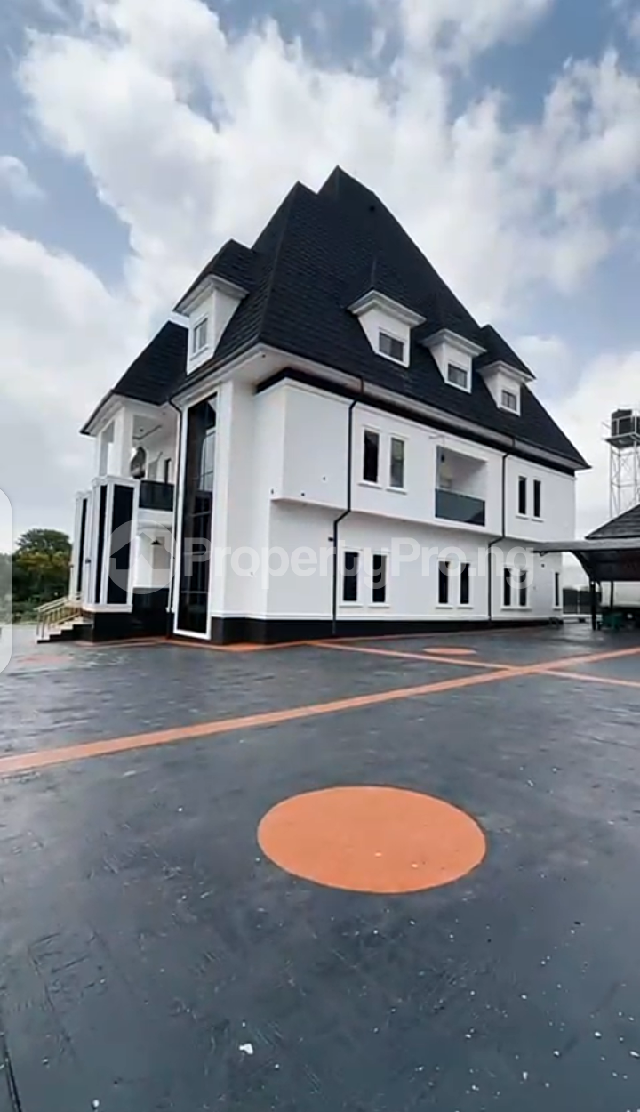 10 bedroom House for sale Gwarimpa Extension (karsana) Gwarinpa Abuja