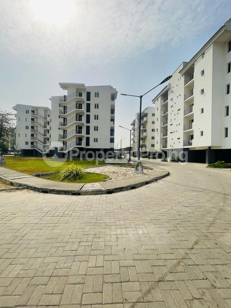 1 bedroom Flat / Apartment for sale Ilupeju Lagos