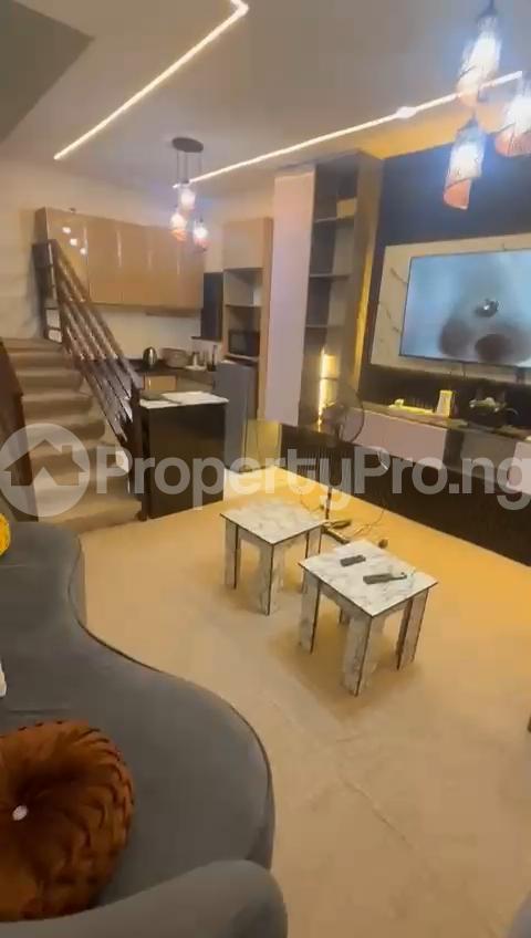 1 bedroom Flat / Apartment for rent Sholuyi, Gbagada Gbagada Lagos