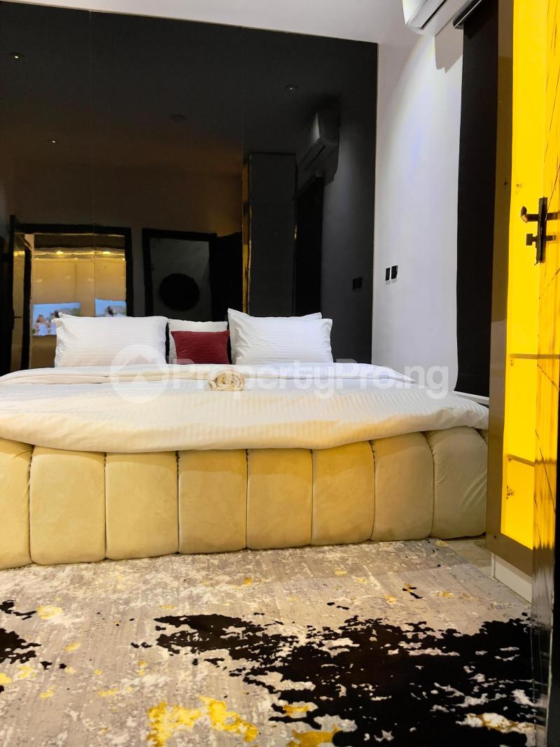 1 bedroom Flat / Apartment for shortlet  Ikate Lekki Lagos