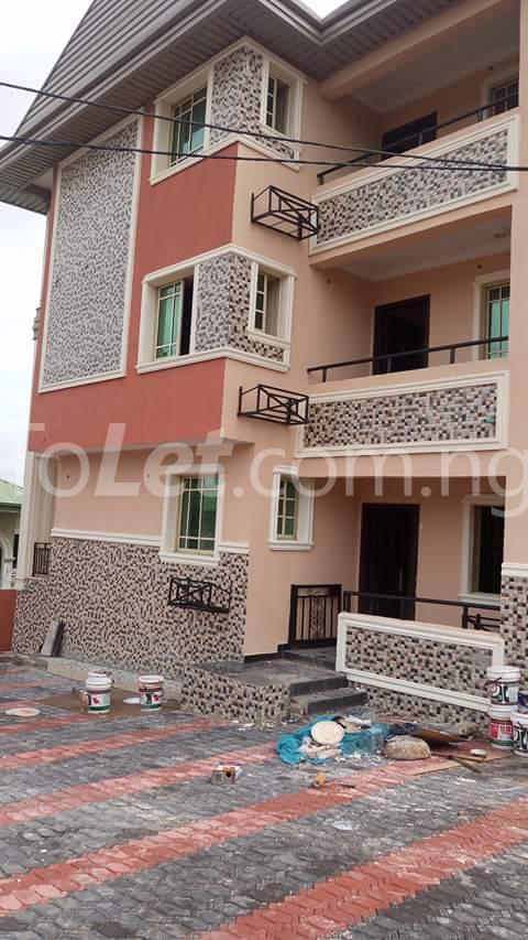 3 bedroom Flat / Apartment for rent Ladipo Banjo Street, Mobil Bus Stop. Ogba Ogba Ogba-Egbema-Ndoni Lagos