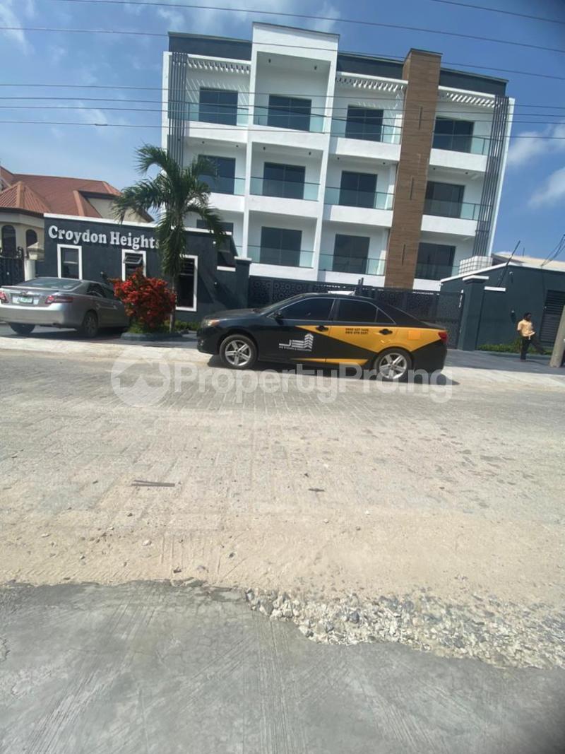 2 bedroom Flat / Apartment for sale Lekki Phase 1 Lekki Lagos