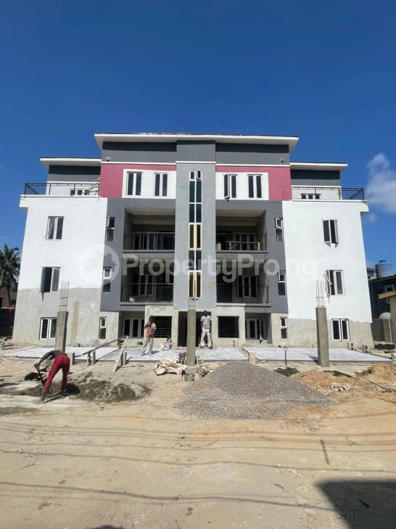 3 bedroom Flat / Apartment for sale Aguda Surulere Lagos - 0
