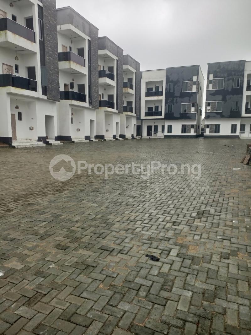 2 bedroom House for rent Mobil Road Ajah Lagos