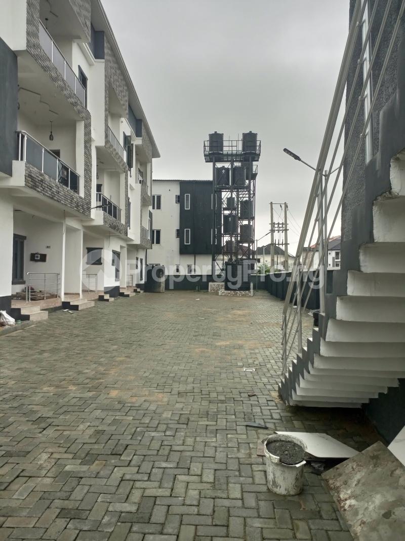 2 bedroom House for rent Mobil Road Ajah Lagos