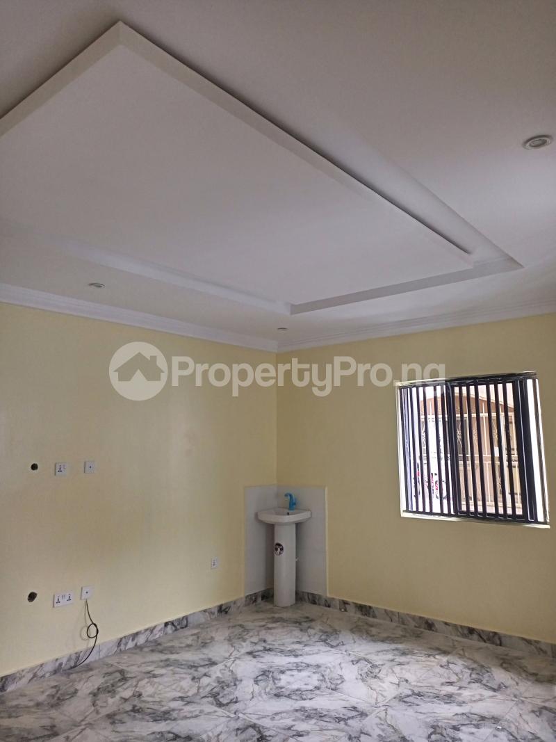 2 bedroom Flat / Apartment for rent Aiyelegun Junction Bucknor Isolo Lagos