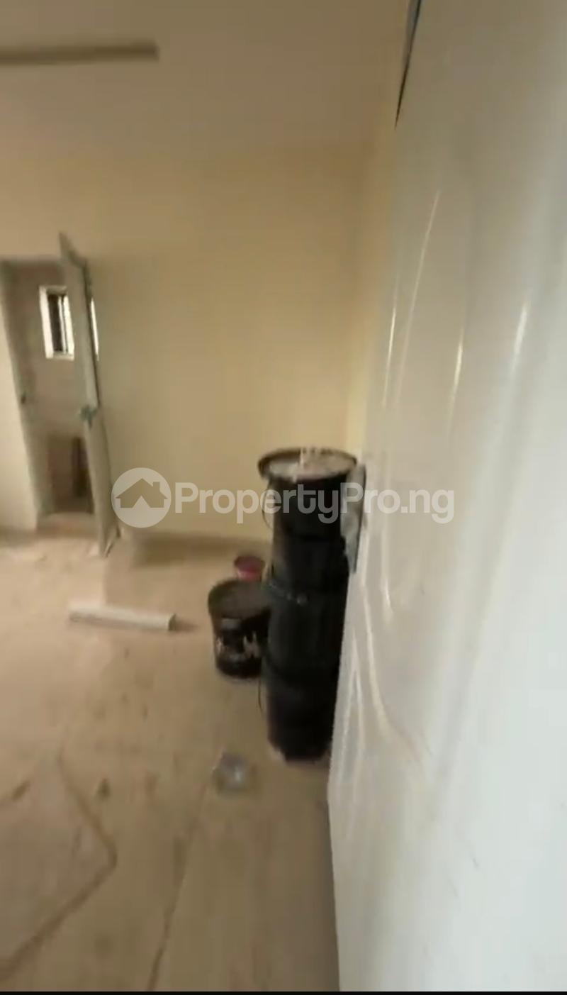 2 bedroom House for rent Off Shyllon Bye pass Ilupeju Ilupeju Lagos