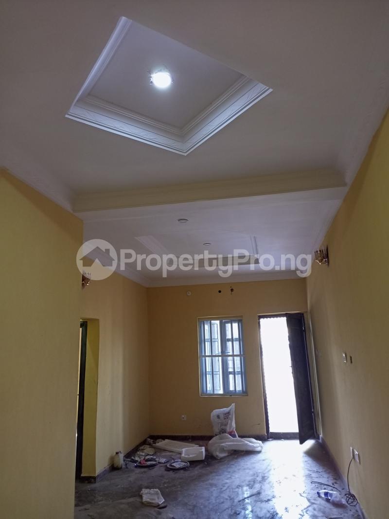 2 bedroom Flat / Apartment for rent Hotel Bus Stop Bucknor Estate. Bucknor Isolo Lagos