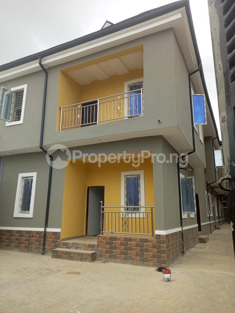 2 bedroom Flat / Apartment for rent Hotel Bus Stop Bucknor Estate, Bucknor Isolo Lagos