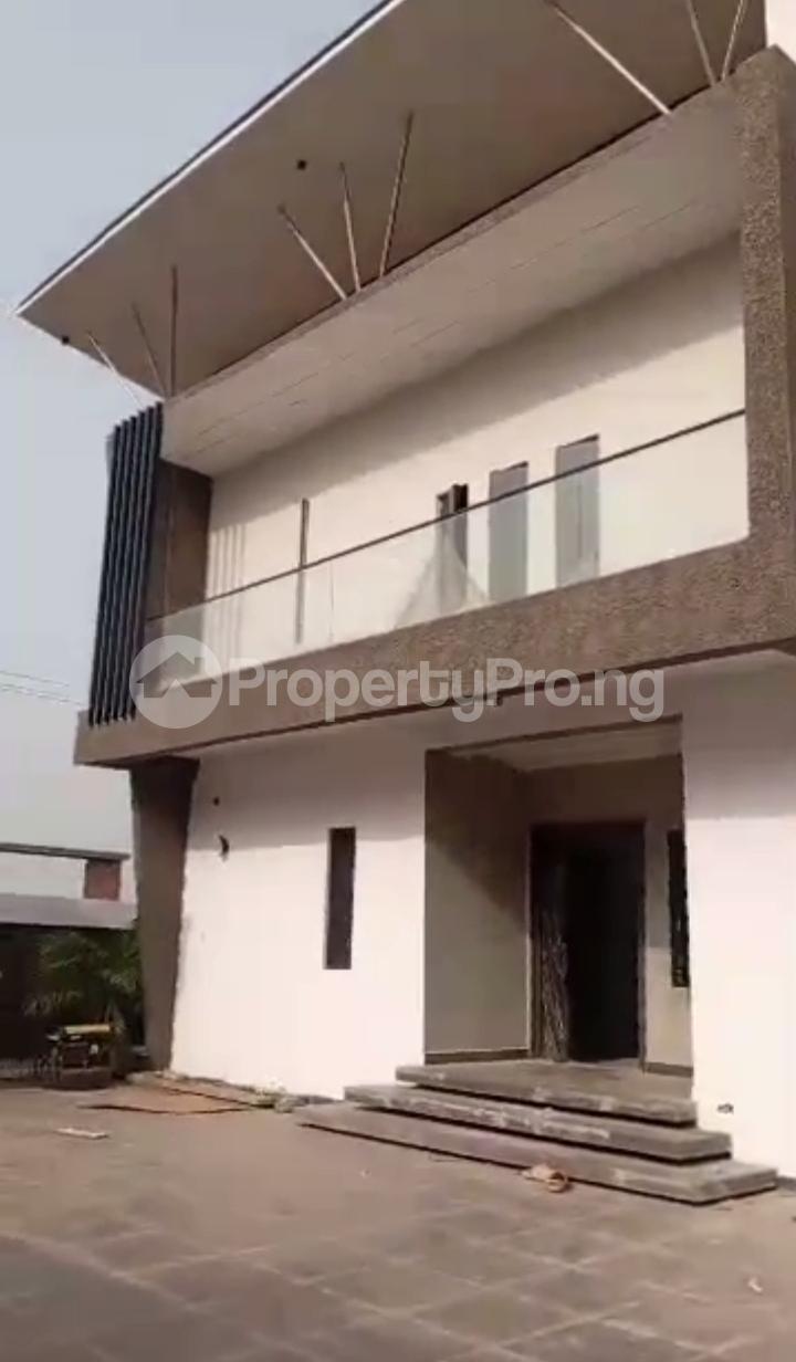 2 bedroom Flat / Apartment for rent Back Of Midwifery Off Okpanam Road, Asaba Delta