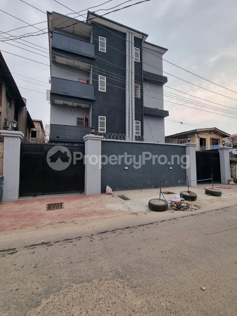 2 bedroom Flat / Apartment for sale Off Awolowo Way Ikeja Lagos
