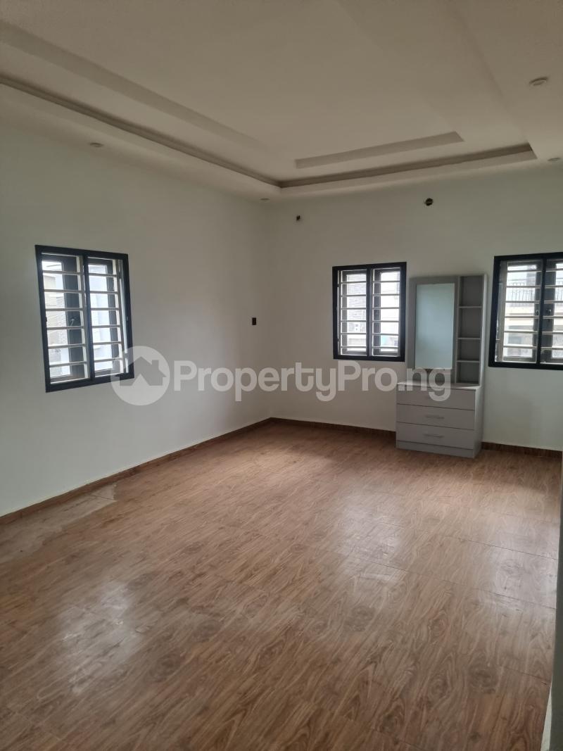 2 bedroom House for rent Along Von Garden Estate Road Lugbe Abuja
