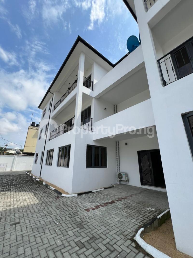 1 bedroom House for rent Awolowo Road Ikoyi Lagos