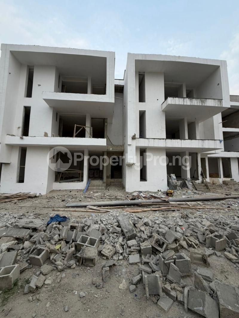 2 bedroom Flat / Apartment for sale Alpha Beach Road Lekki Lagos