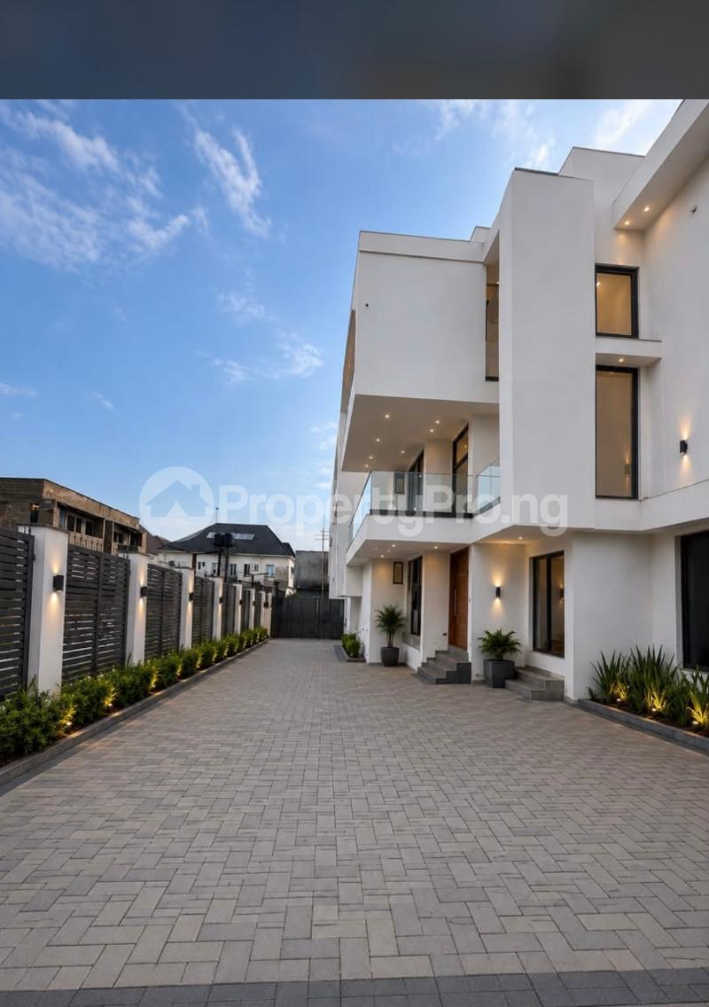 2 bedroom Flat / Apartment for sale Alpha Beach Road Lekki Lagos