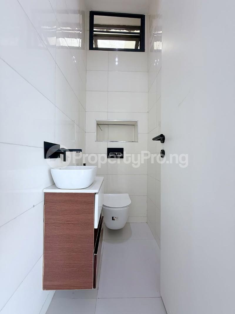 2 bedroom House for sale Ologolo Lekki Lagos