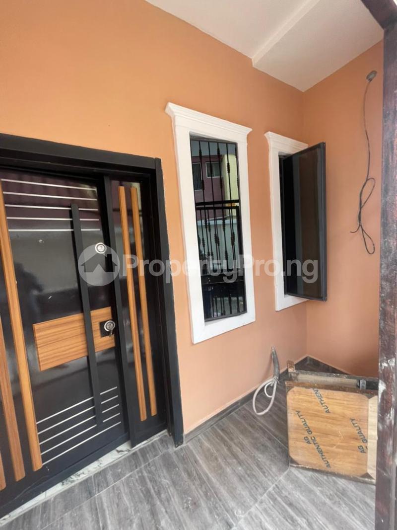 2 bedroom Flat / Apartment for rent Surulere Lagos
