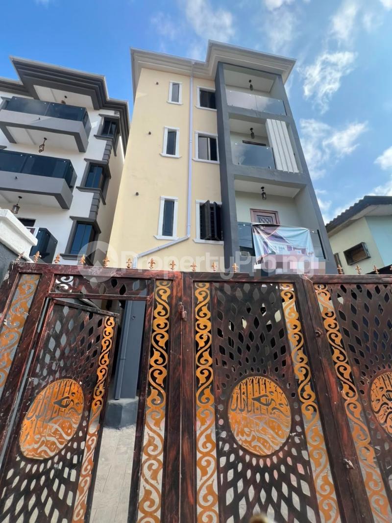 2 bedroom Flat / Apartment for sale Ojuelegba Surulere Lagos