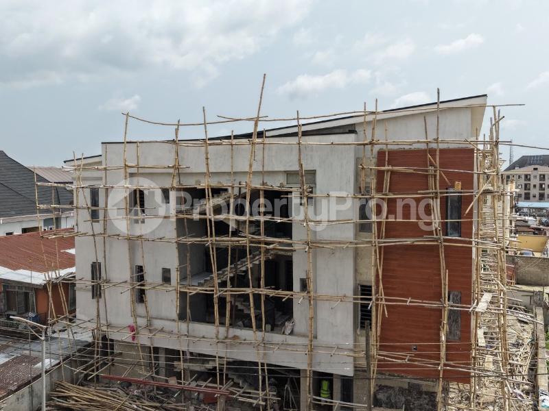 2 bedroom Flat / Apartment for sale Surulere Lagos