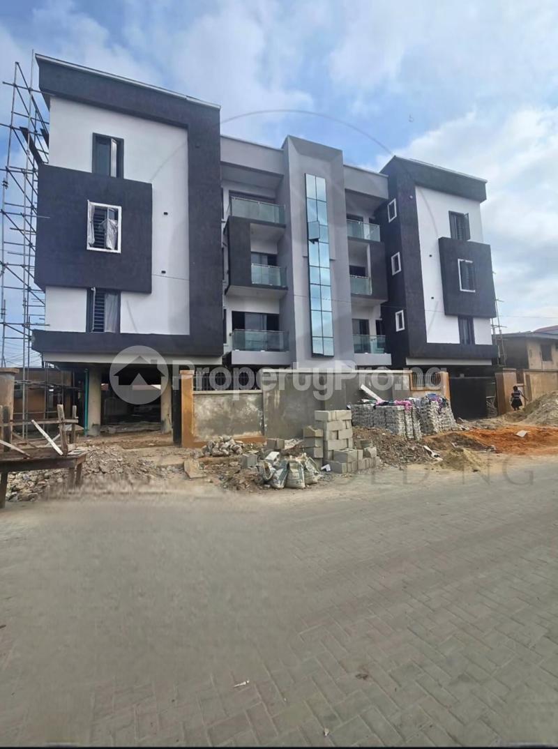 2 bedroom House for sale Gbagada Lagos