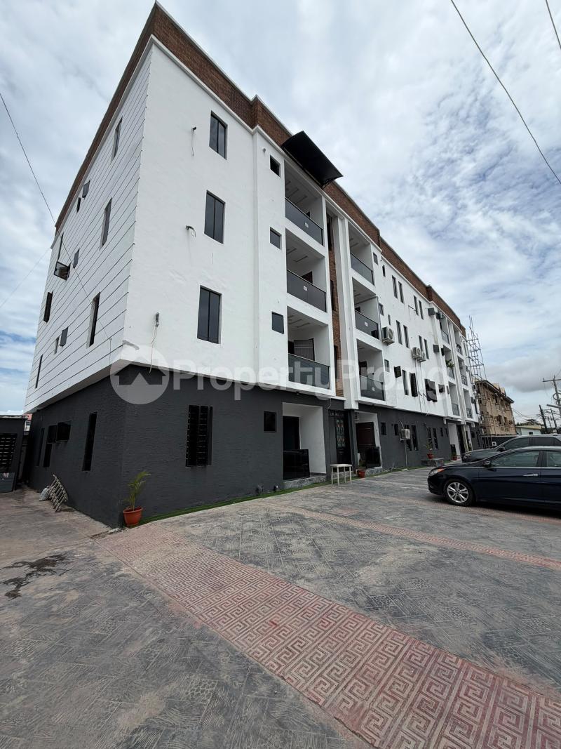 2 bedroom Flat / Apartment for rent Non Flooded Area Igbo-efon Lekki Lagos
