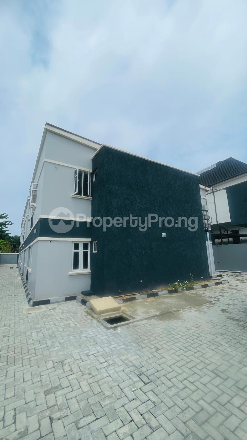 2 bedroom House for rent Off Lekki-Epe Expressway Ajah Lagos