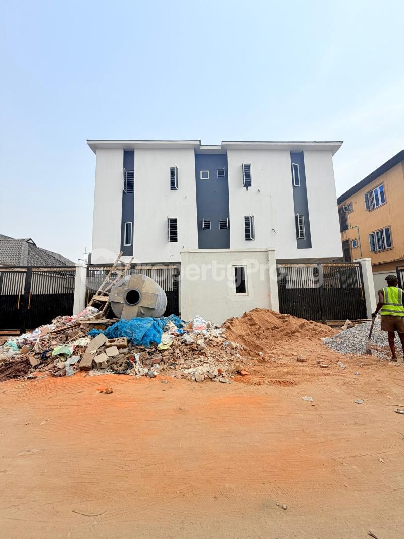 2 bedroom Flat / Apartment for sale Gbagada Lagos