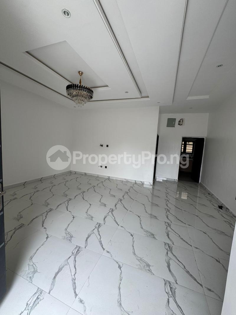 2 bedroom House for rent Along Von Garden Estate Road Lugbe Abuja