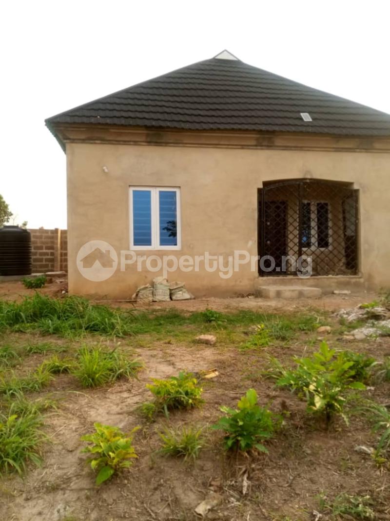2 bedroom House for sale Owo Agbara Road Off Golden Estate, Odo Ona Kekere Odo ona Ibadan Oyo