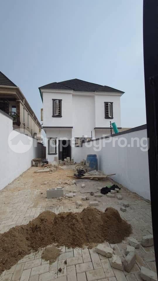 2 bedroom House for sale Olatunde Atiba Close Olowora. Ojodu Lagos